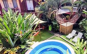 Cool Vibes Beach Hostel